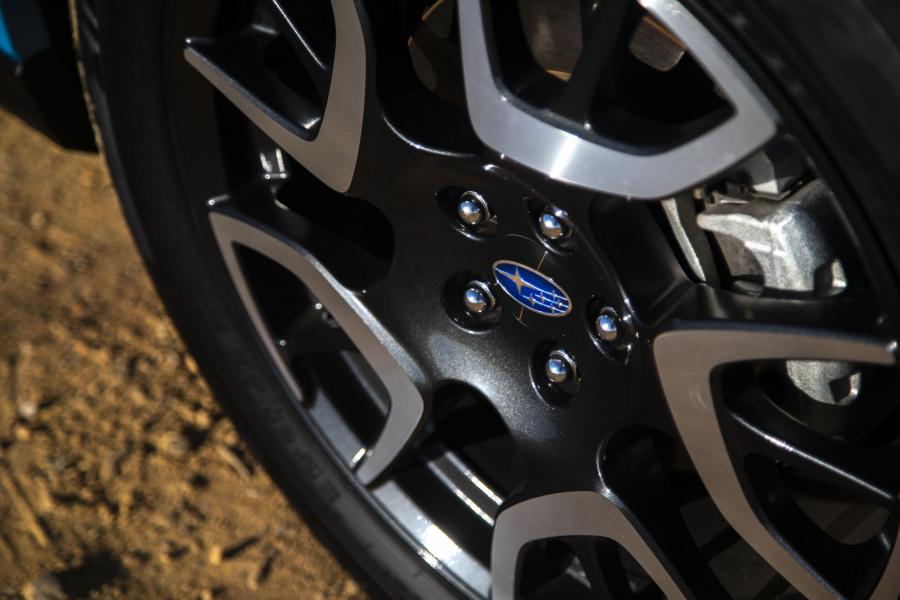 Колеса Subaru Crosstrek Hybrid 2019 года  (фото 28 из 66)